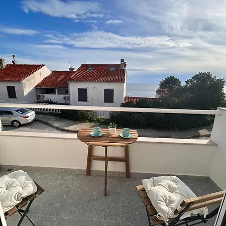 Sea View Studio By Dominium