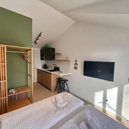 Sea View Studio By Dominium Apartment *